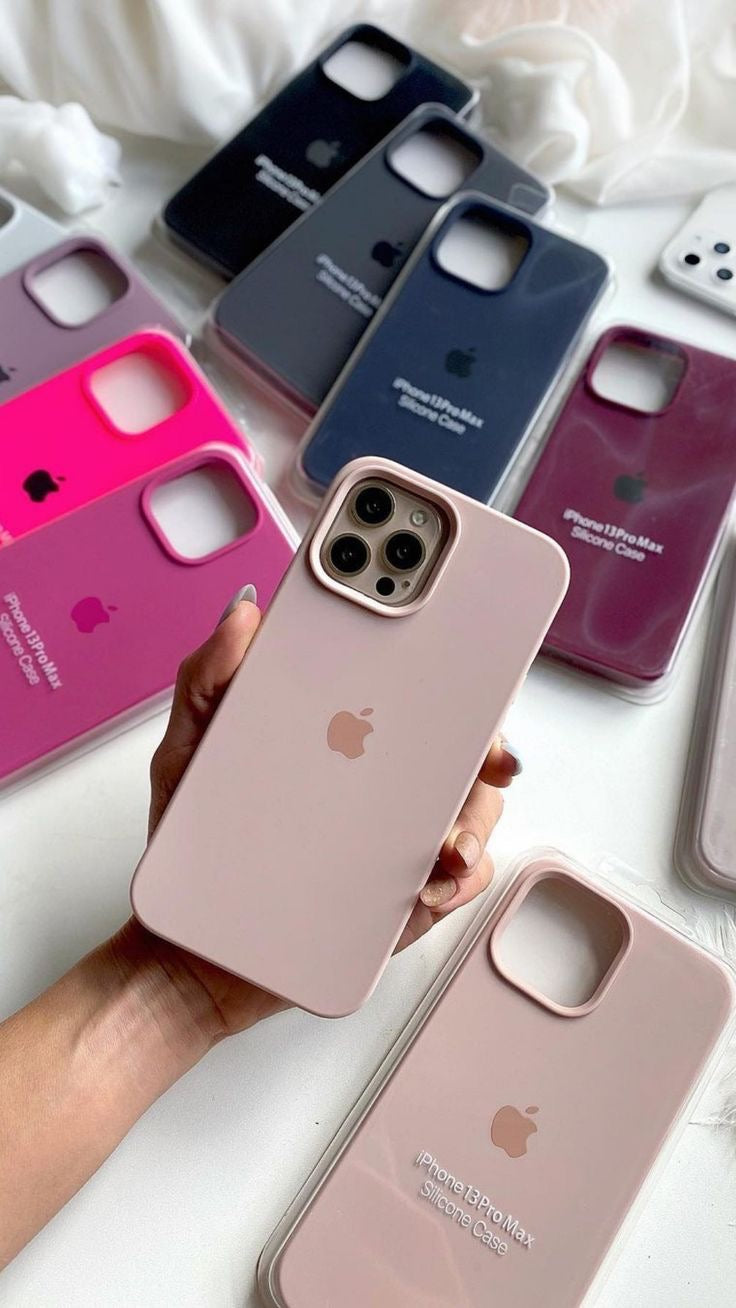 Nude Original Silicone Case