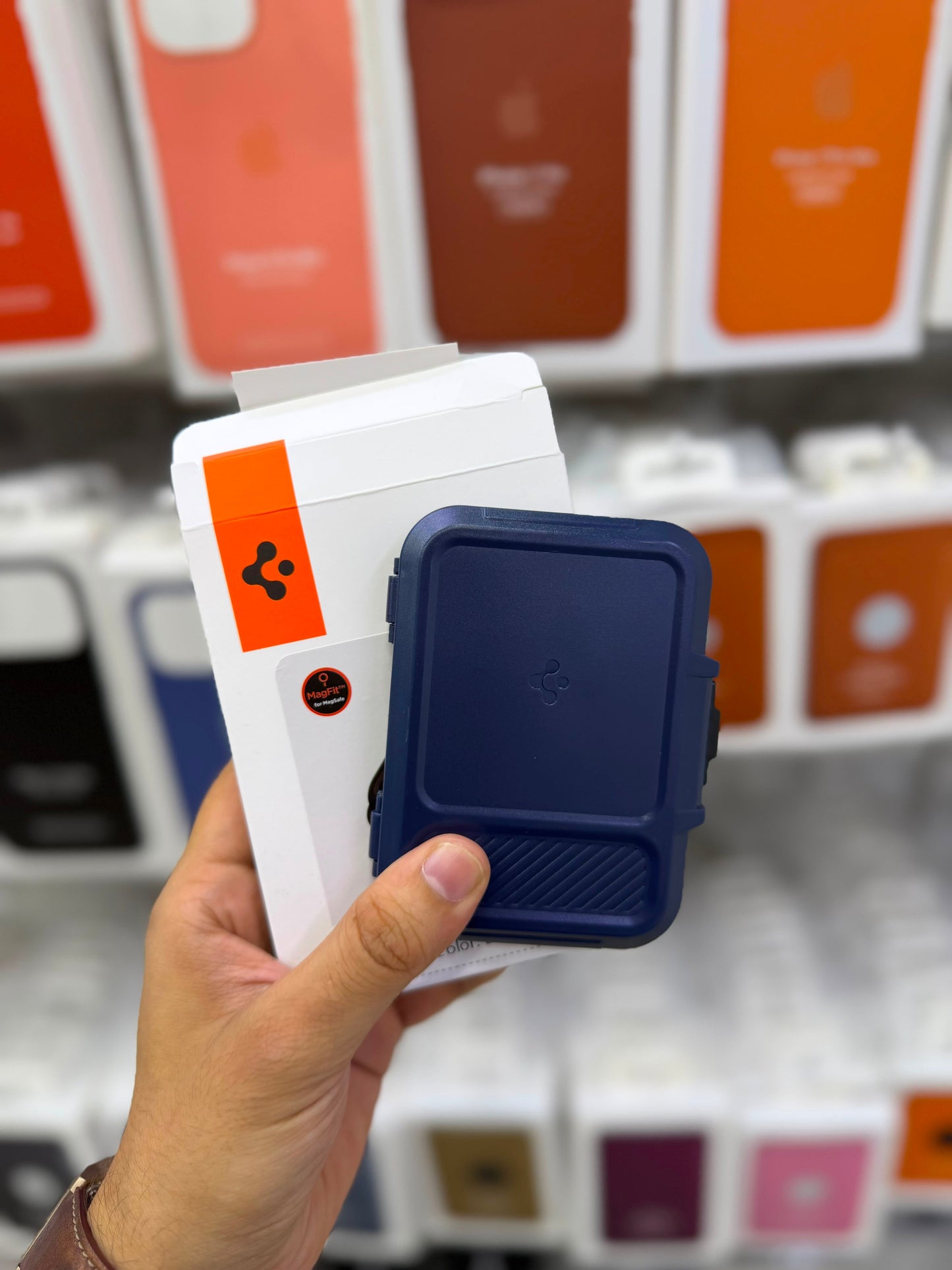 Spigen 1:1 Lock Fit Magsafe Wallet