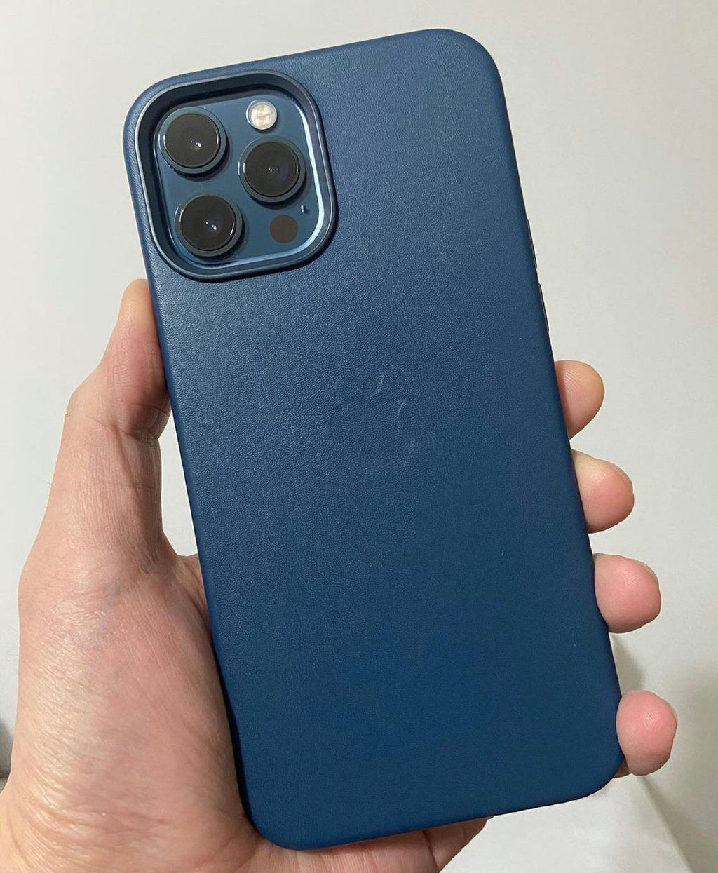 Original Apple Leather Case